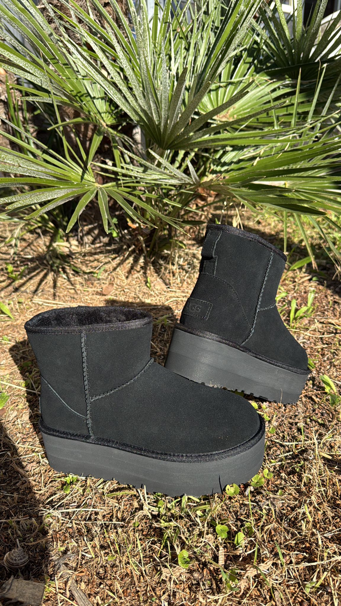 UGG CLASSIC MINI PLATFORM NERA