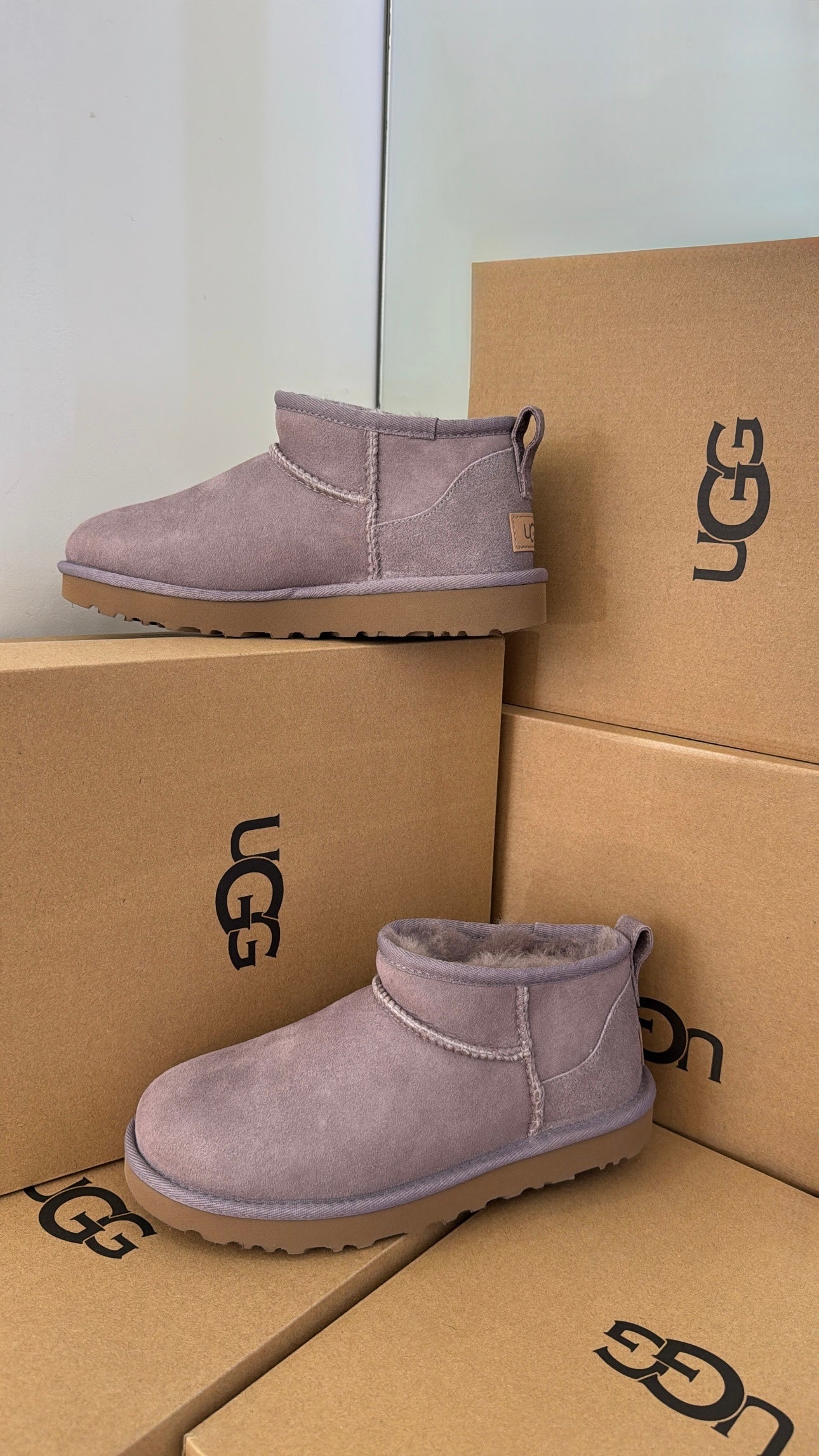 UGG CLASSIC ULTRA MINI