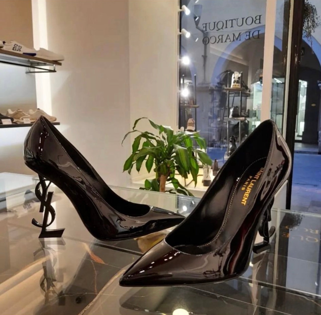 Saint Laurent Décolleté In Pelle Verniciata Opium Scarpe Con Tacco