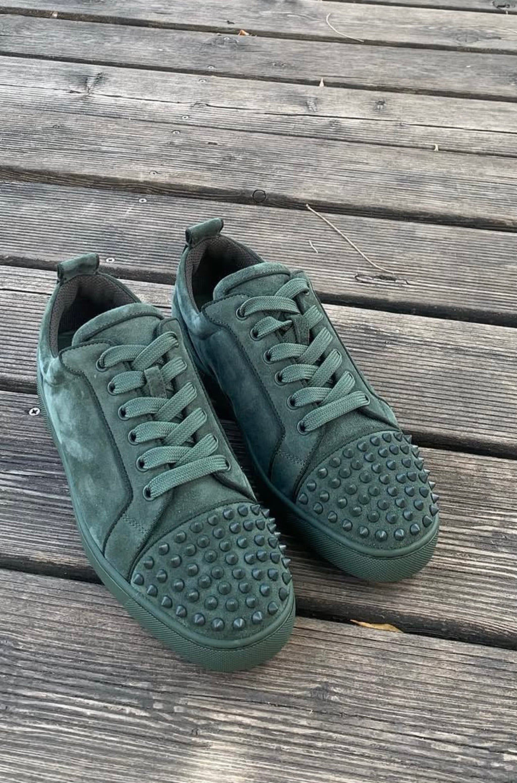CHRISTIAN LOUBOUTIN SNEAKERS LOUIS JUNIOR SPIKES