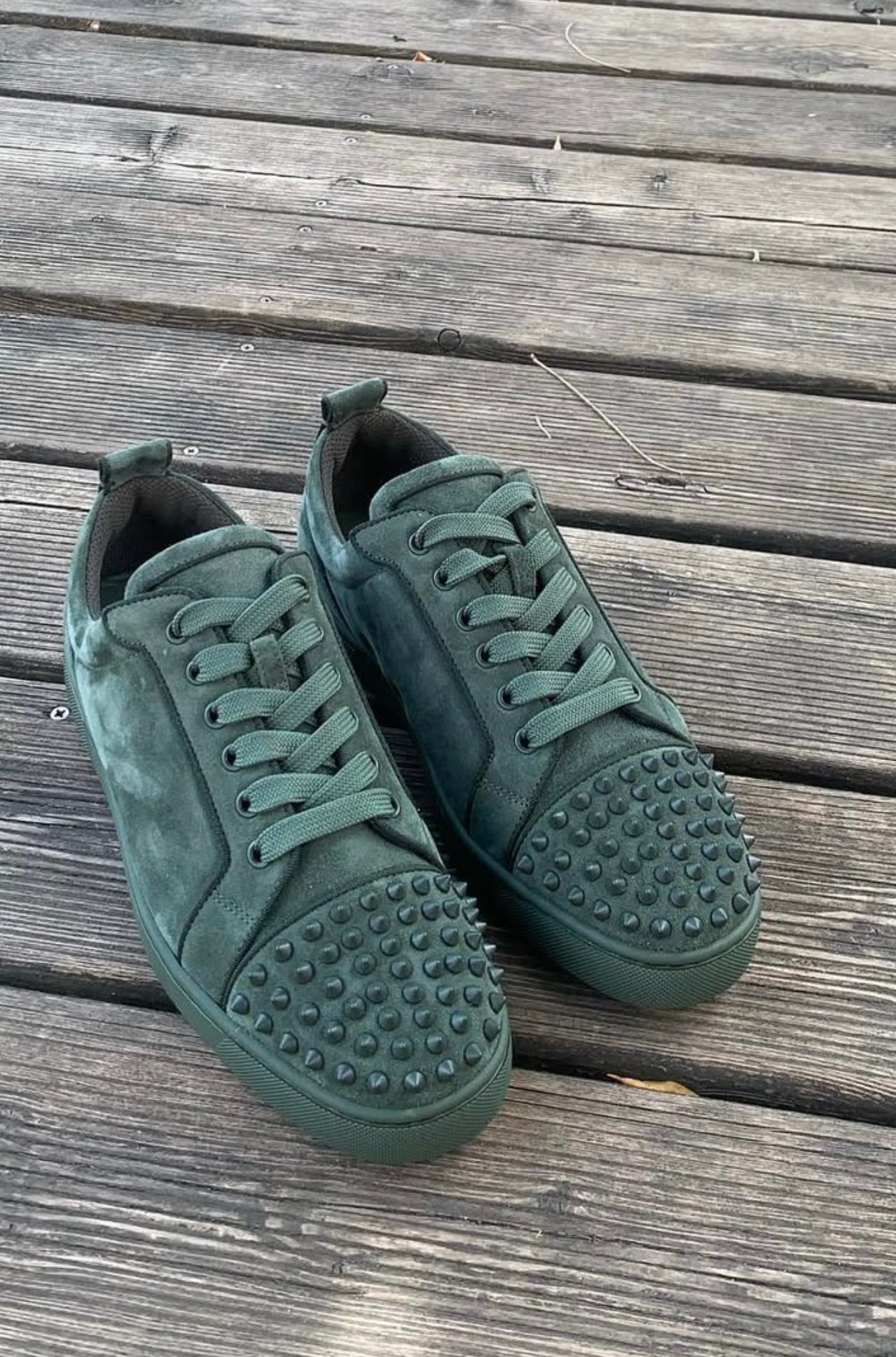 CHRISTIAN LOUBOUTIN SNEAKERS LOUIS JUNIOR SPIKES