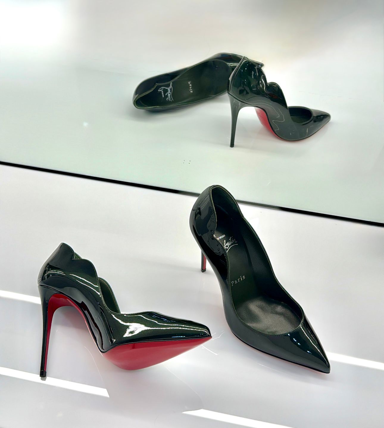 Christian Louboutin Hot Chick 100mm.