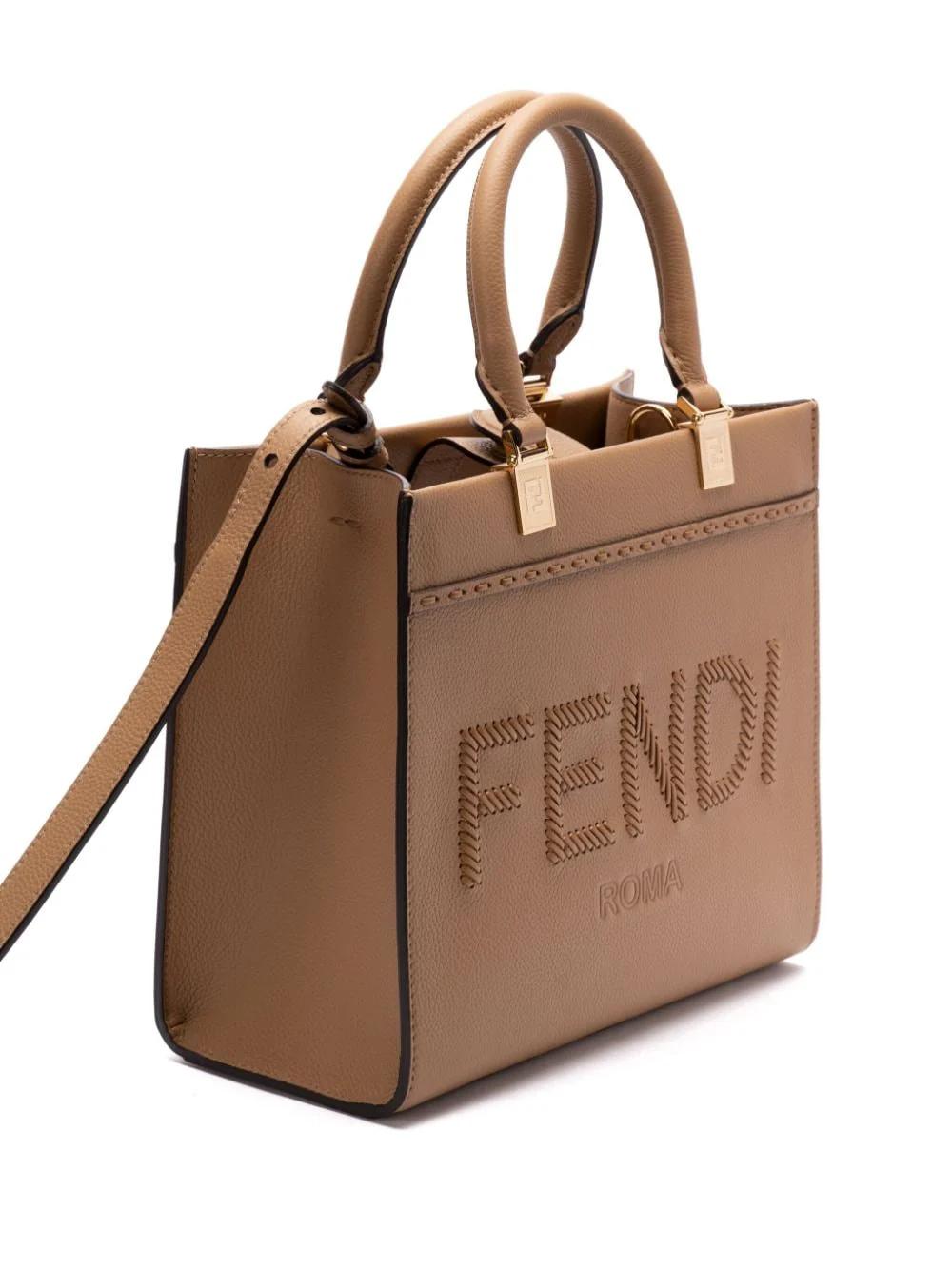 FENDI
Borsa Sunshine Fendi in pelle a grana.